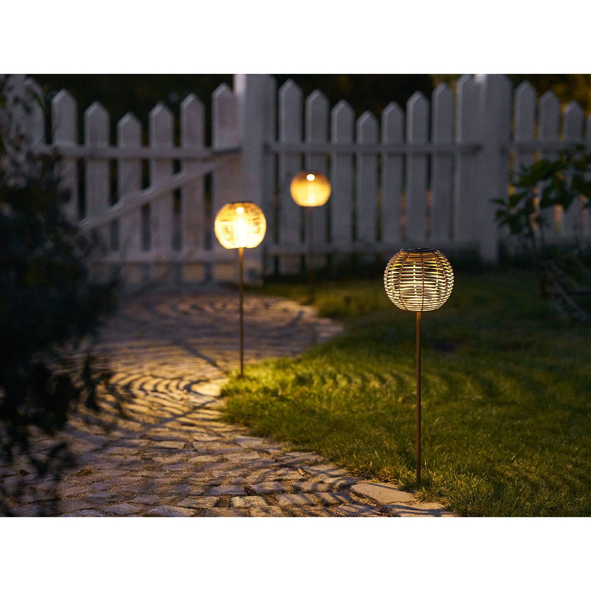 Carlisle Lampe, wiederaufladbar mit integriertem Solarpanel, Natur