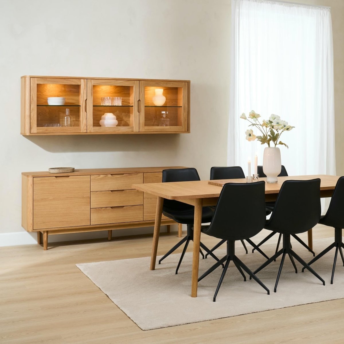 Sideboard mit 2 Türen - 180 cm breit - Wildeiche